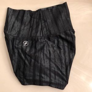 Scrunch activewear shorts